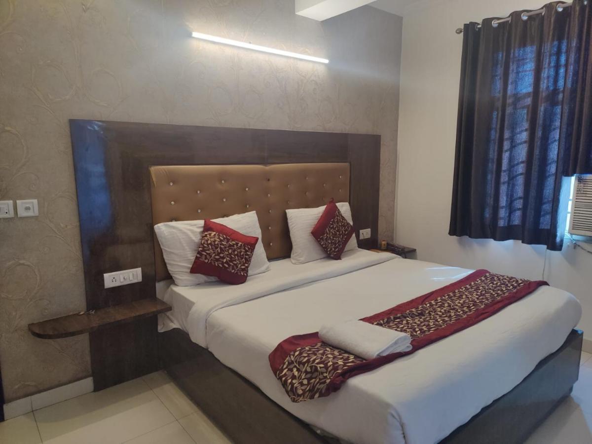 Hotel Ark Avalon- Delhi International Airport New Delhi Ngoại thất bức ảnh