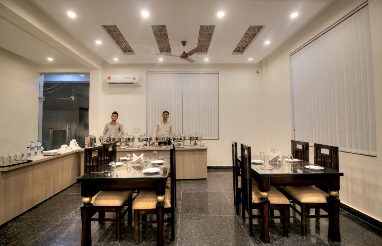Hotel Ark Avalon- Delhi International Airport New Delhi Ngoại thất bức ảnh