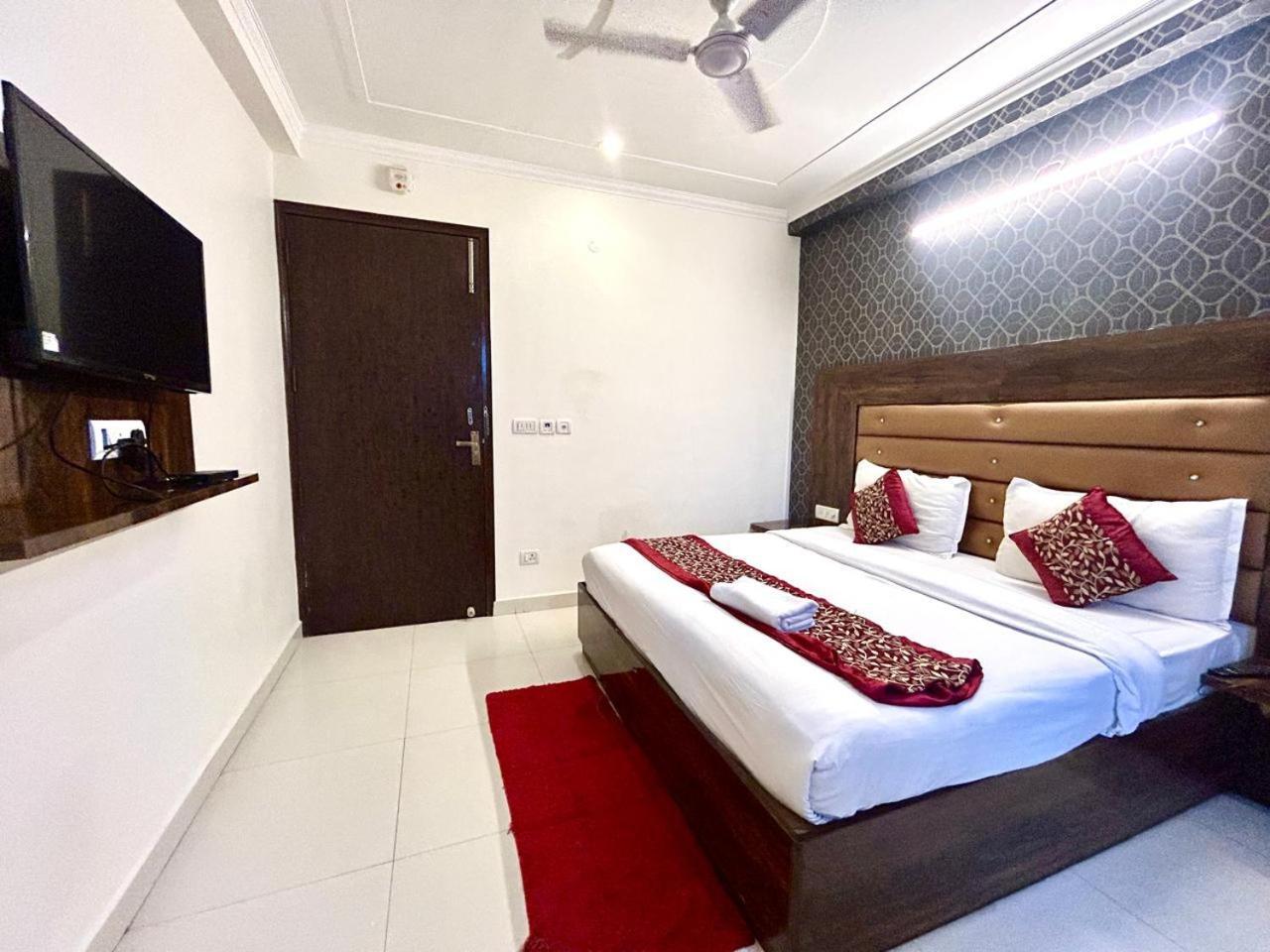 Hotel Ark Avalon- Delhi International Airport New Delhi Ngoại thất bức ảnh